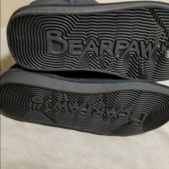 *SOLD*NWT Navy Bearpaw Boots - Picture 6 of 7