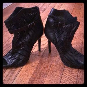 Size 10 sexy open toed heels NWOT