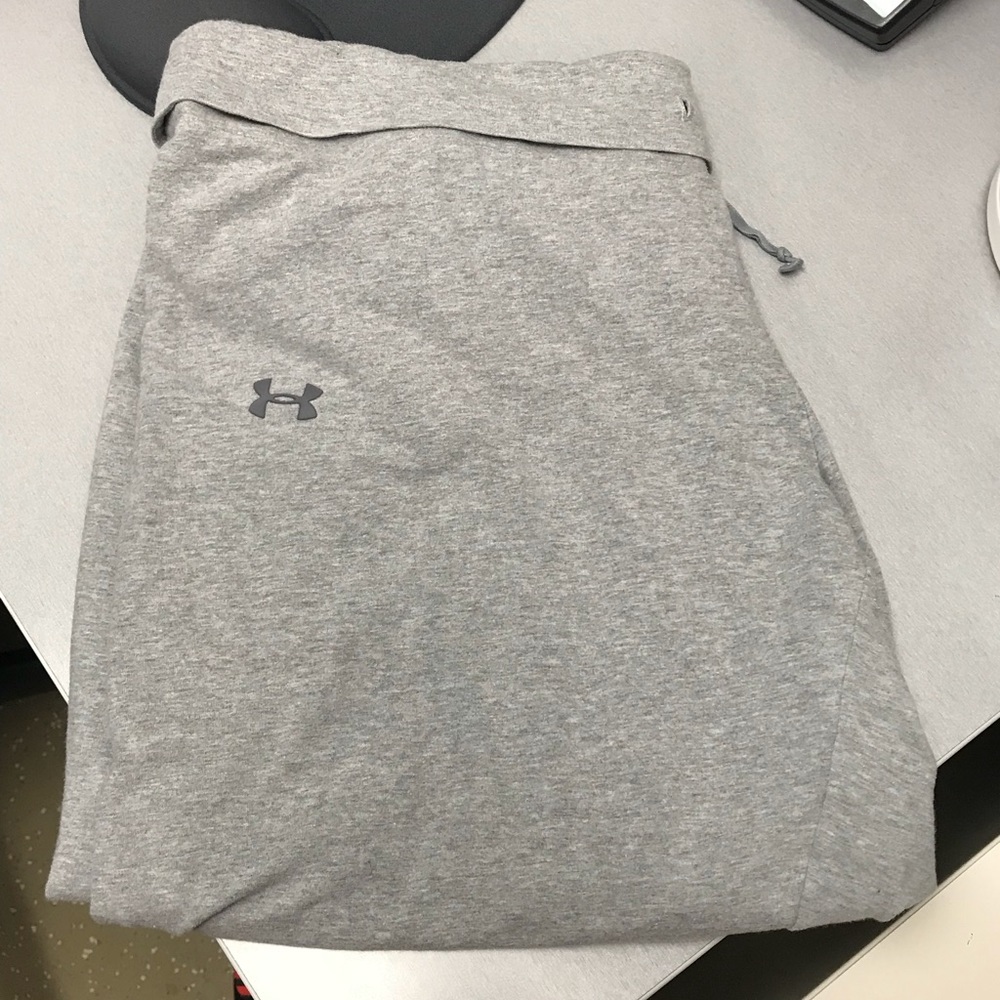 Under Armour carpis size X-LARGE