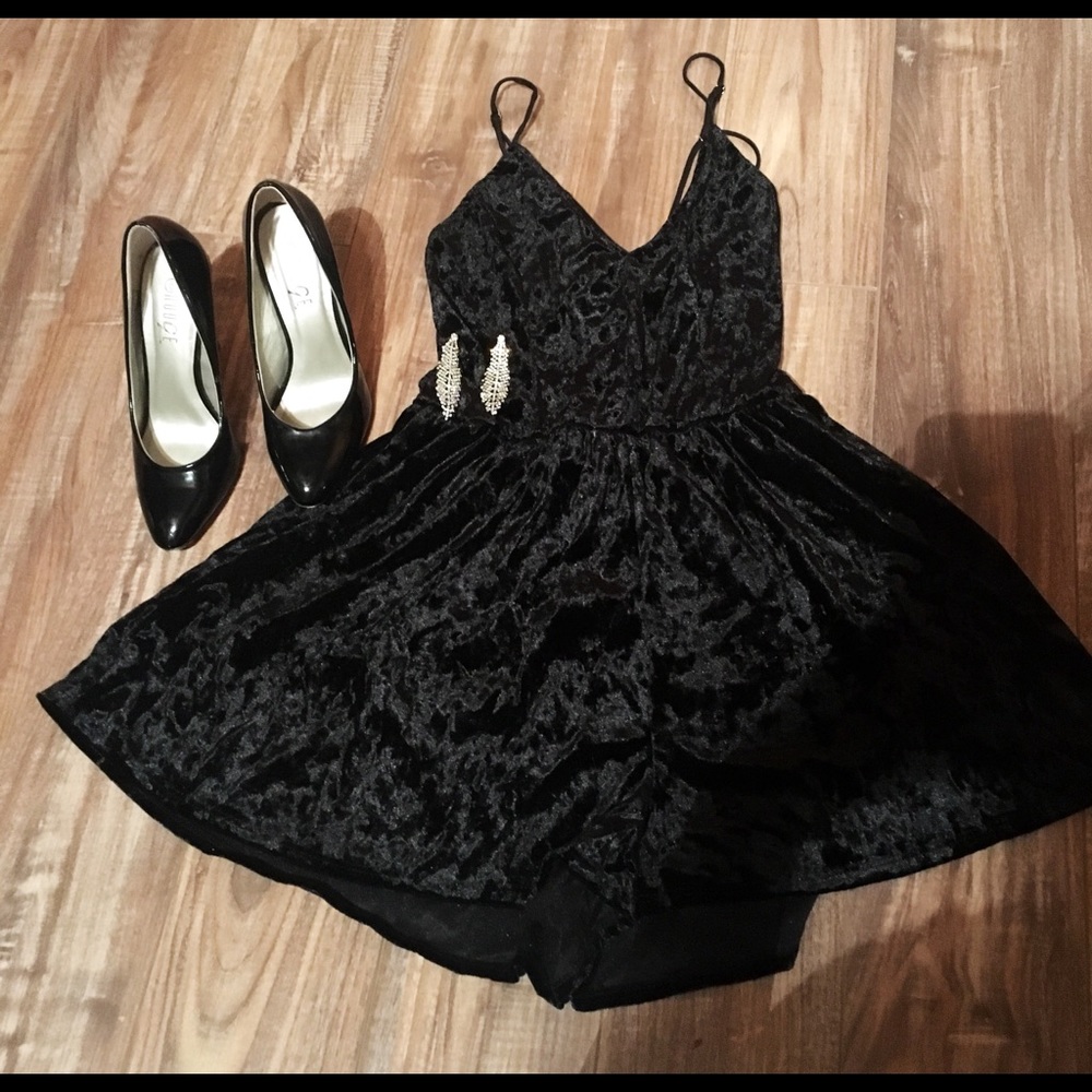 Crushed black velvet romper