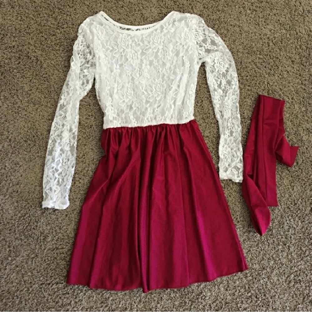 Cute lace Christmas dress