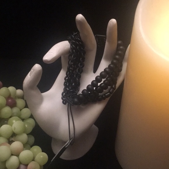 Lane Bryant black bead and chain stretch bracelet - Picture 3 of 6