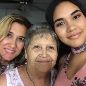 Meet your Posher, Sasha