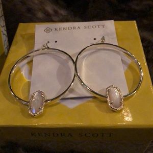 Gold Kendra Scott Elora earrings