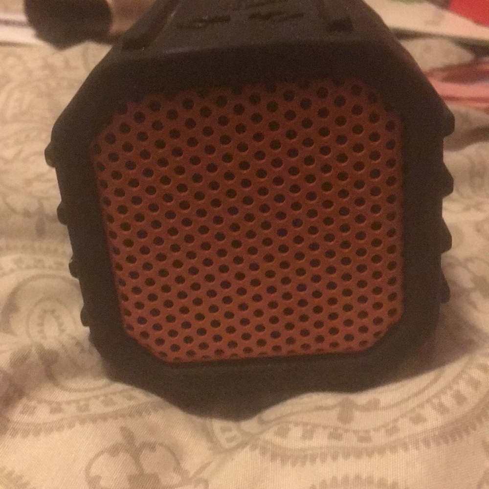 Mini ecoxgear speaker.