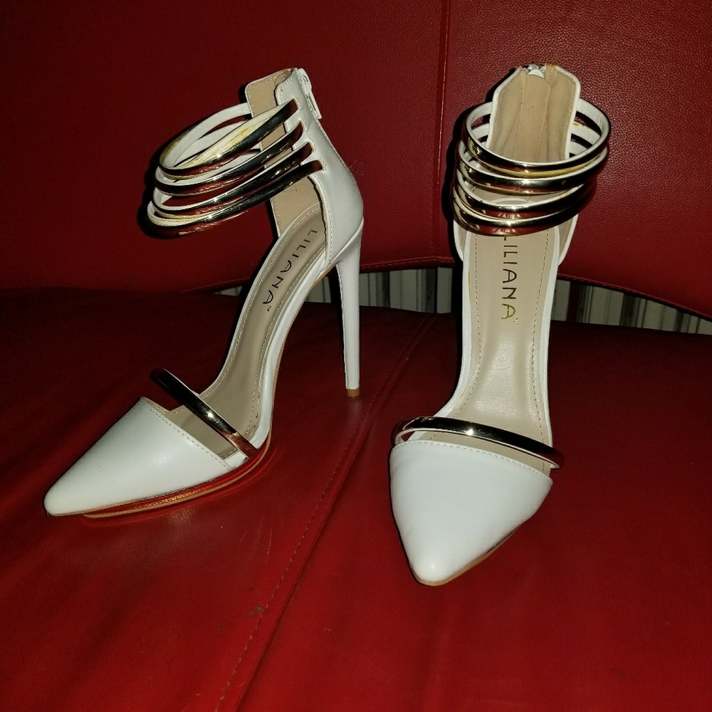 Shoes - Picture 2 of 5