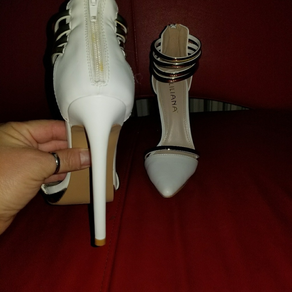 Shoes - Picture 5 of 5