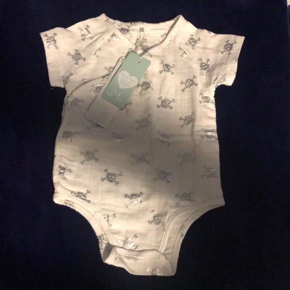 aden and anais kimono onesie