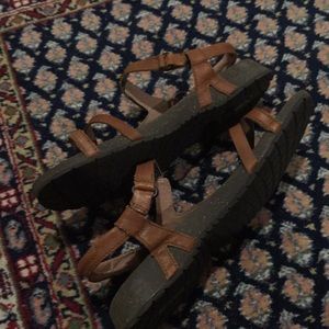 TEVA LEATHER SANDALS