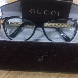 Gucci eye glasses -New condition