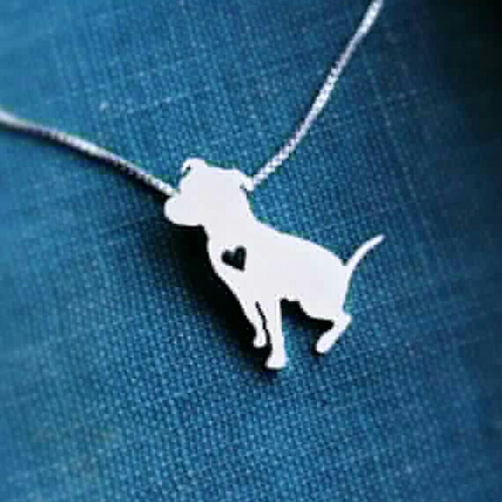 Sitting Pit Bull W/a Heart Necklace Gld/Slvr Plate