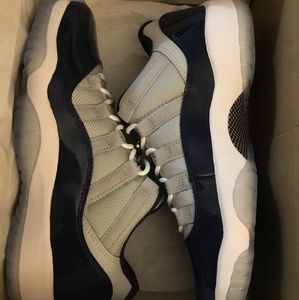 Air Jordan 11 Retro Low BG (Georgetown)
