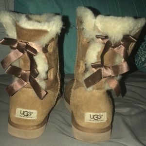 Bailey Bow Uggs