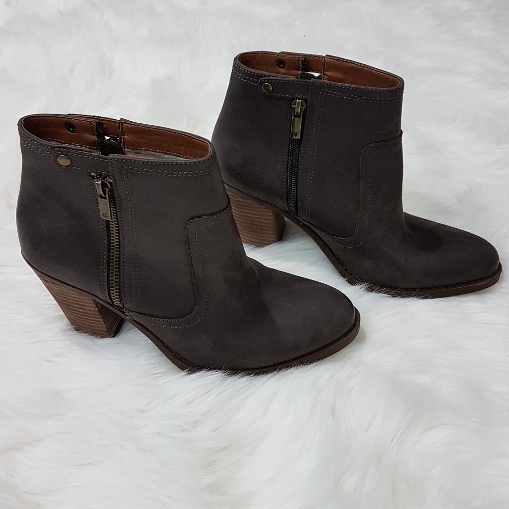🚫SOLD🛇 Lucky Brand Eugenia Bootie - Picture 4 of 7