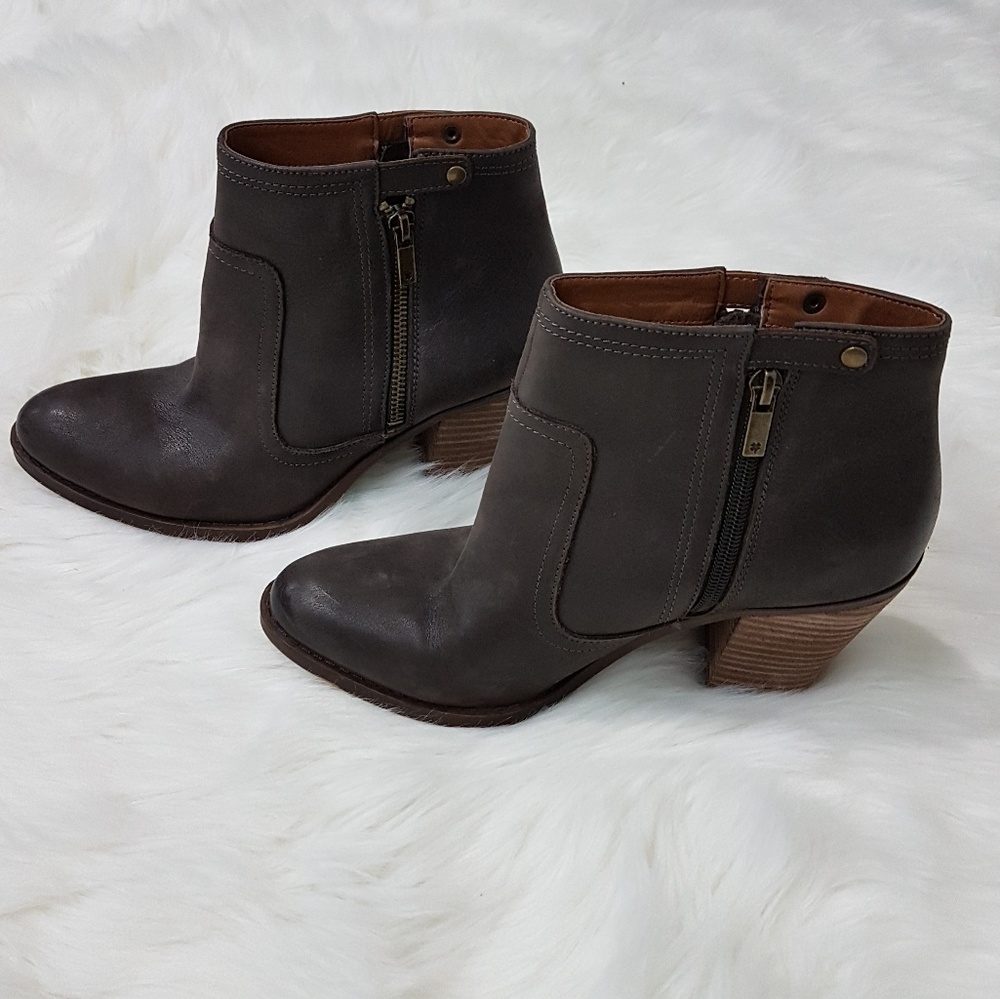 🚫SOLD🛇 Lucky Brand Eugenia Bootie - Picture 5 of 7