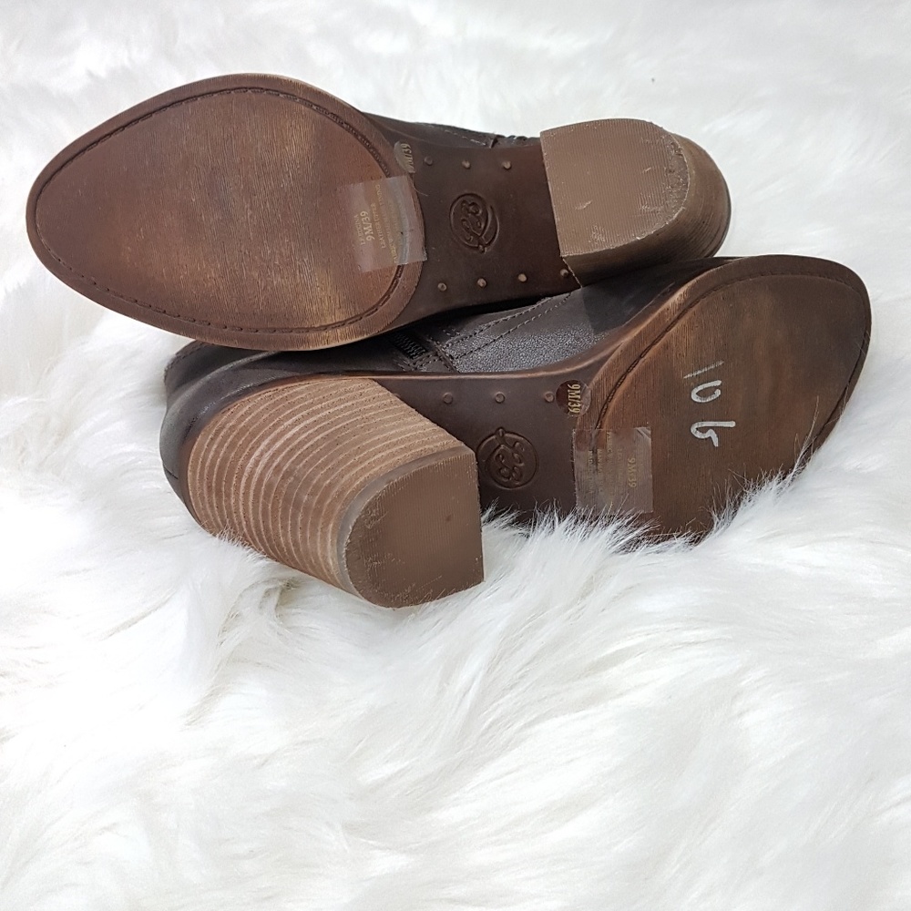 🚫SOLD🛇 Lucky Brand Eugenia Bootie - Picture 7 of 7