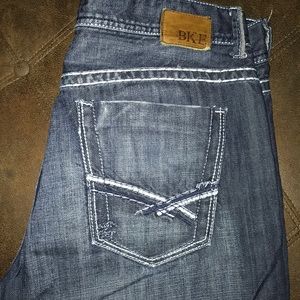 Men’s jeans from the Buckle.