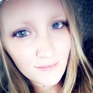 Meet your Posher, Tabitha