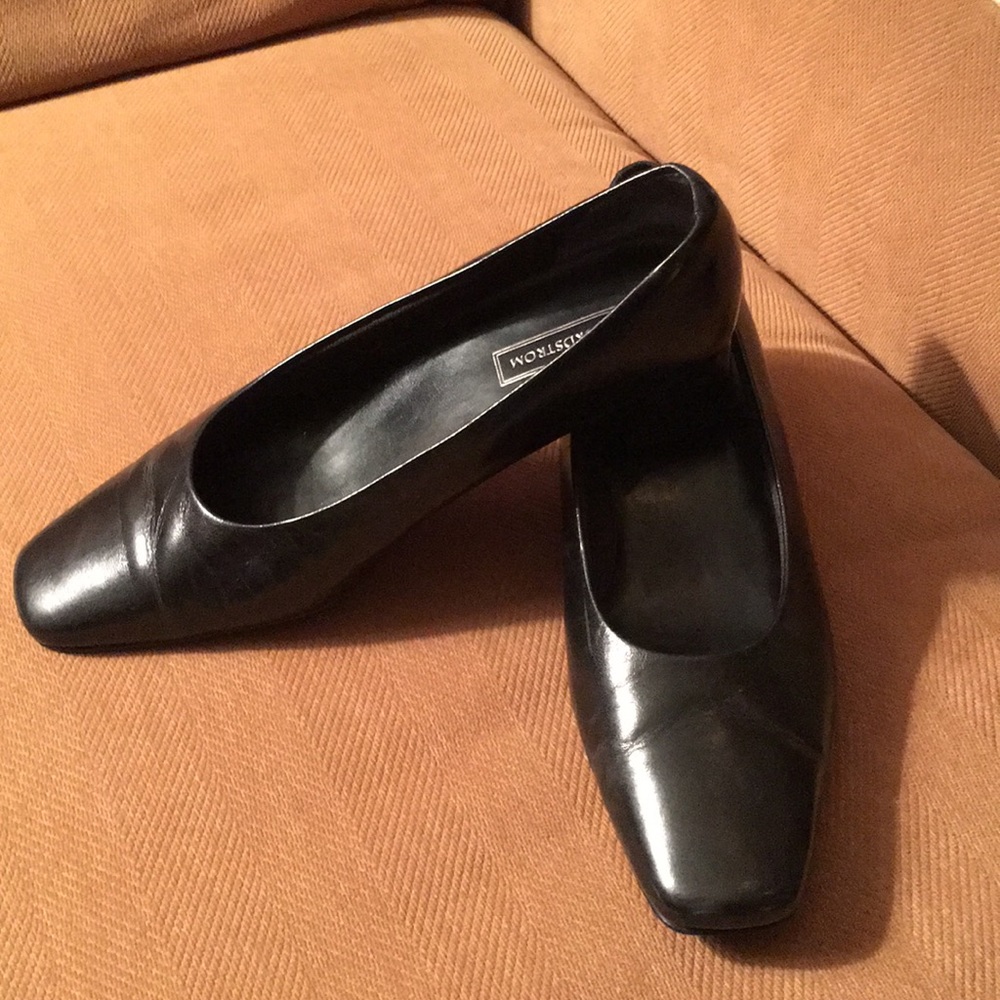 Nordstrom pump