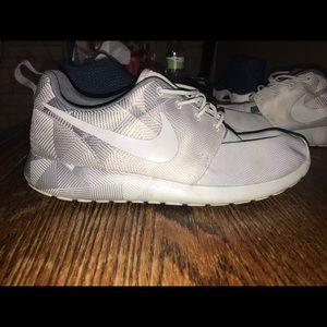 Nike Roshes