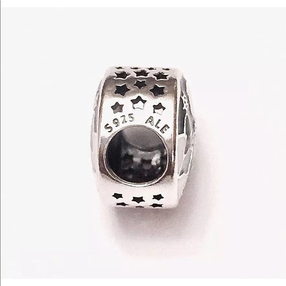 Authentic Pandora Snowy Night Charm Christmas 2017 Edition - Picture 6 of 10