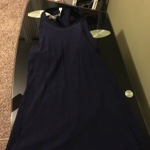Lululemon 4 deep navy tank