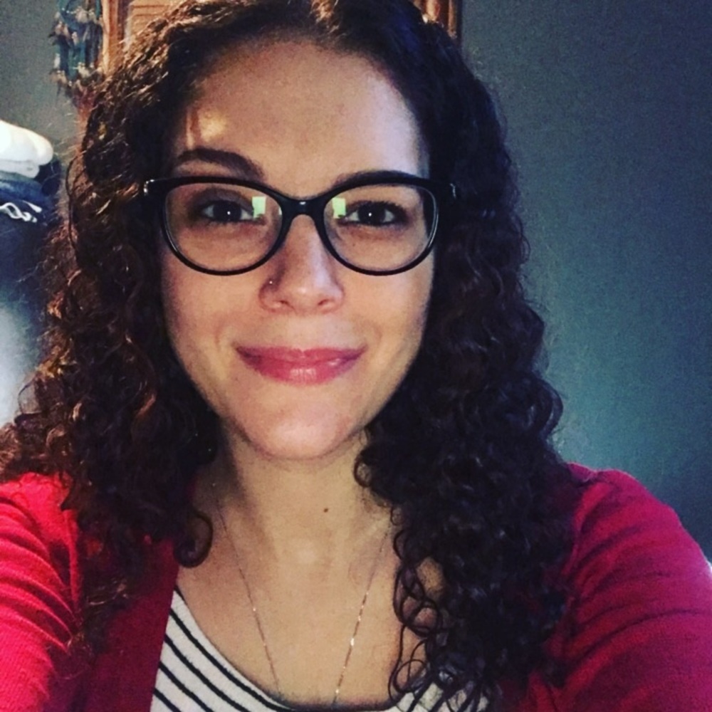 Meet your Posher, Alyssa