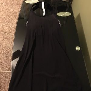 Lululemon 4 Black tank