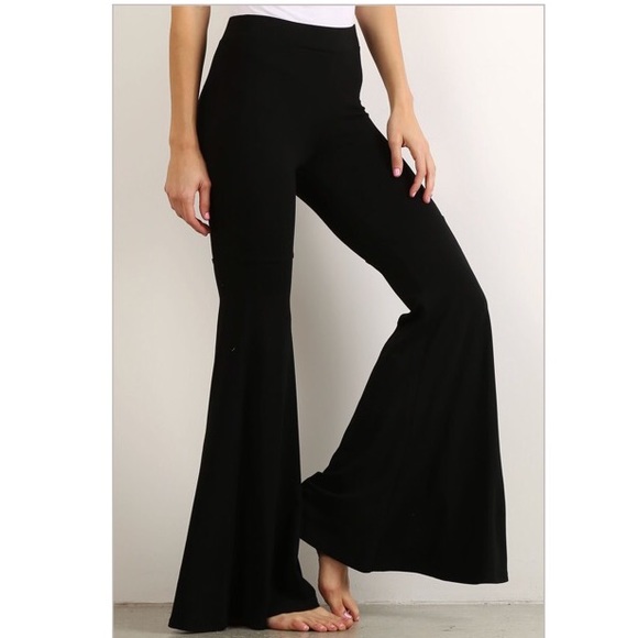 ✨LAST ONE ✨Black wide bell bottom pants - Picture 2 of 4
