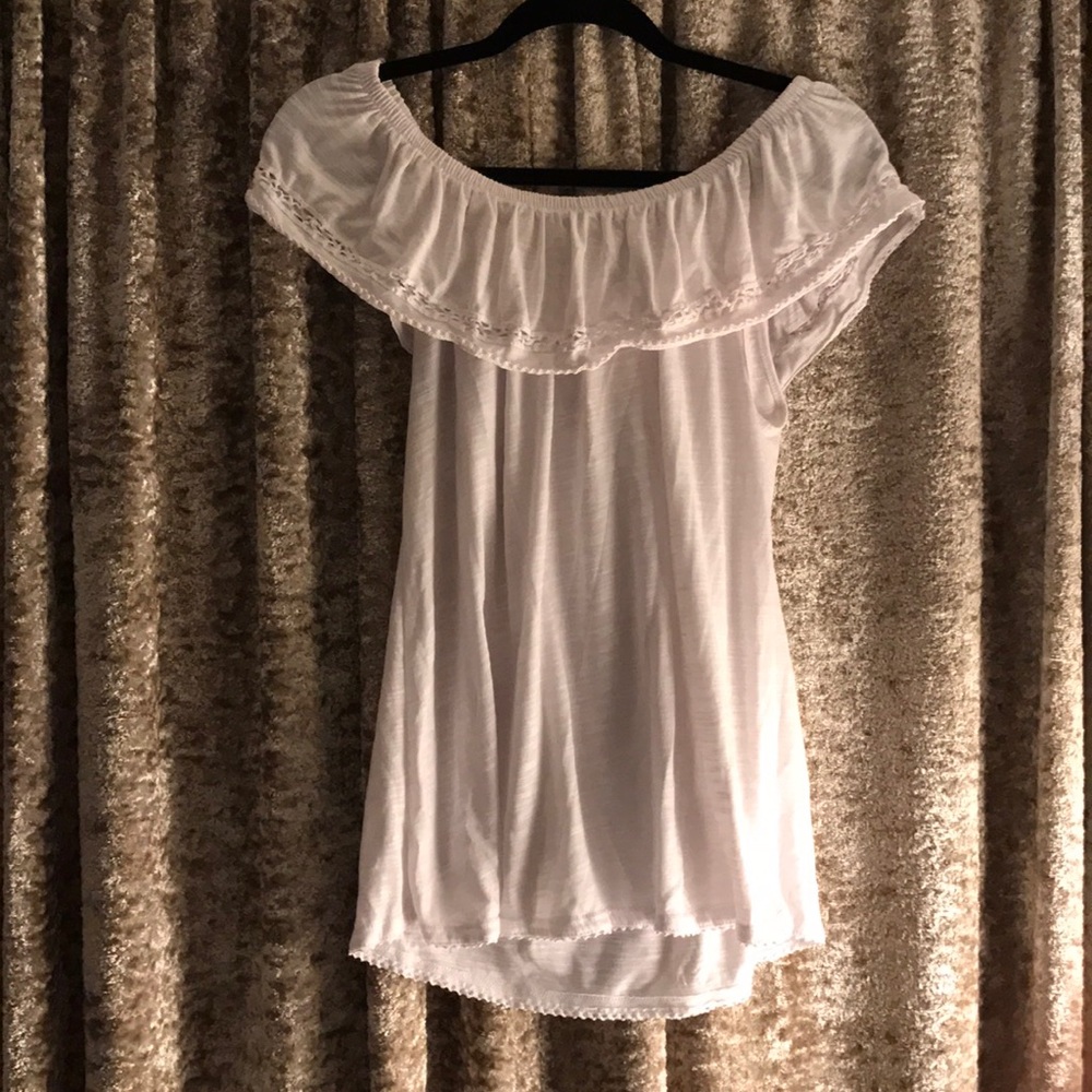 Women's white shirt