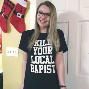 Meet your Posher, Kelly