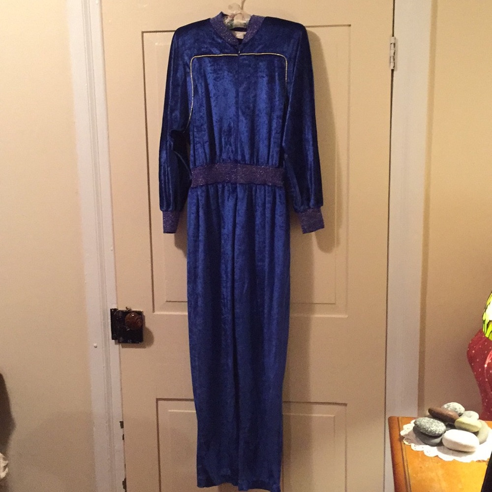 Vintage Oscar de la Renta dk blue velvet jumpsuit