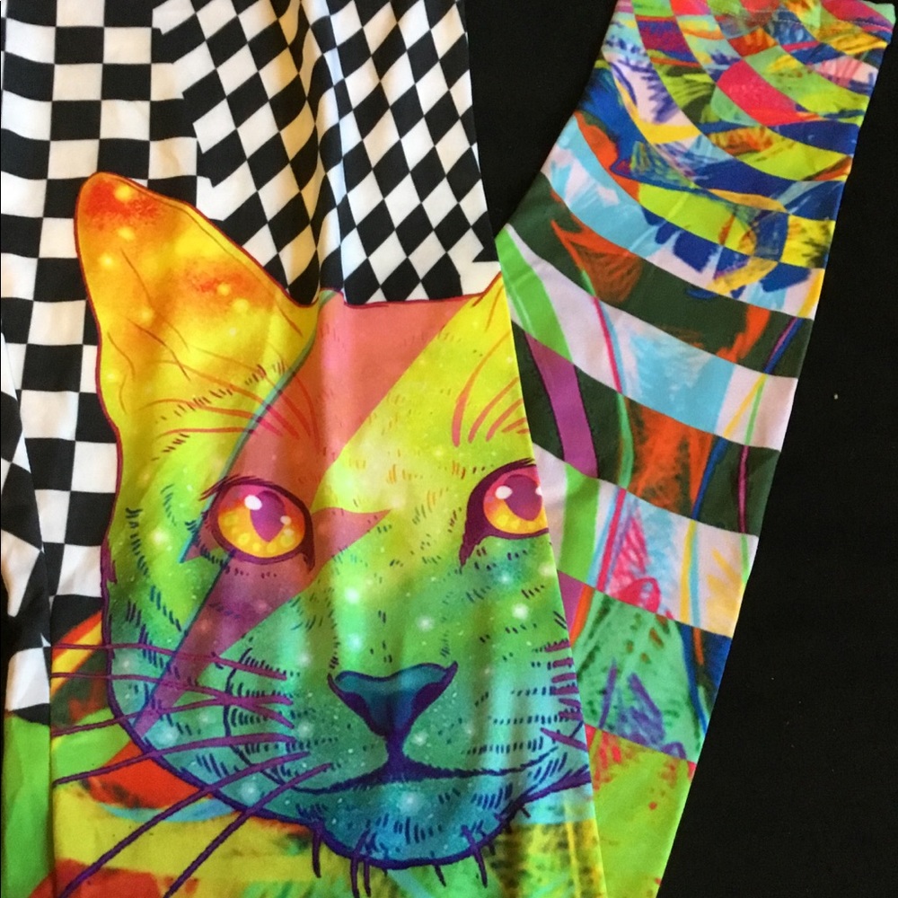 😻 Checkered Cat Leggings NWOT