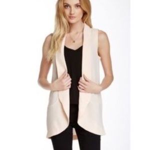 Lush Sleeveless Blazer