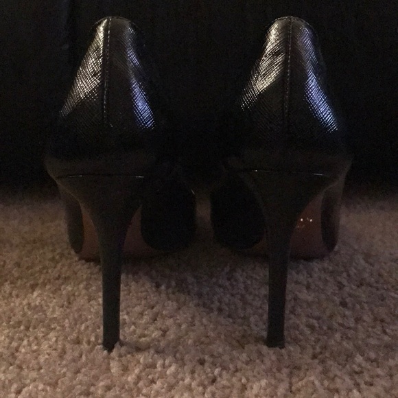 Prada Pumps - Picture 3 of 8