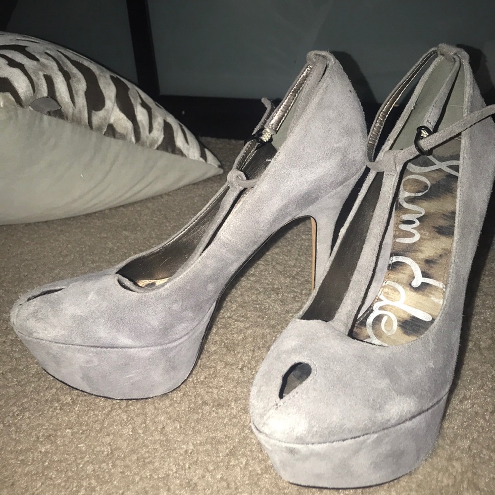 Sam Edelman suede pumps