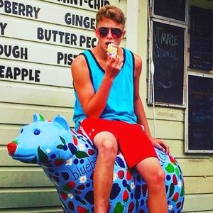 Meet your Posher, Trevor