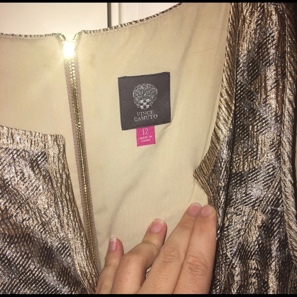 Dress - Picture 5 of 6