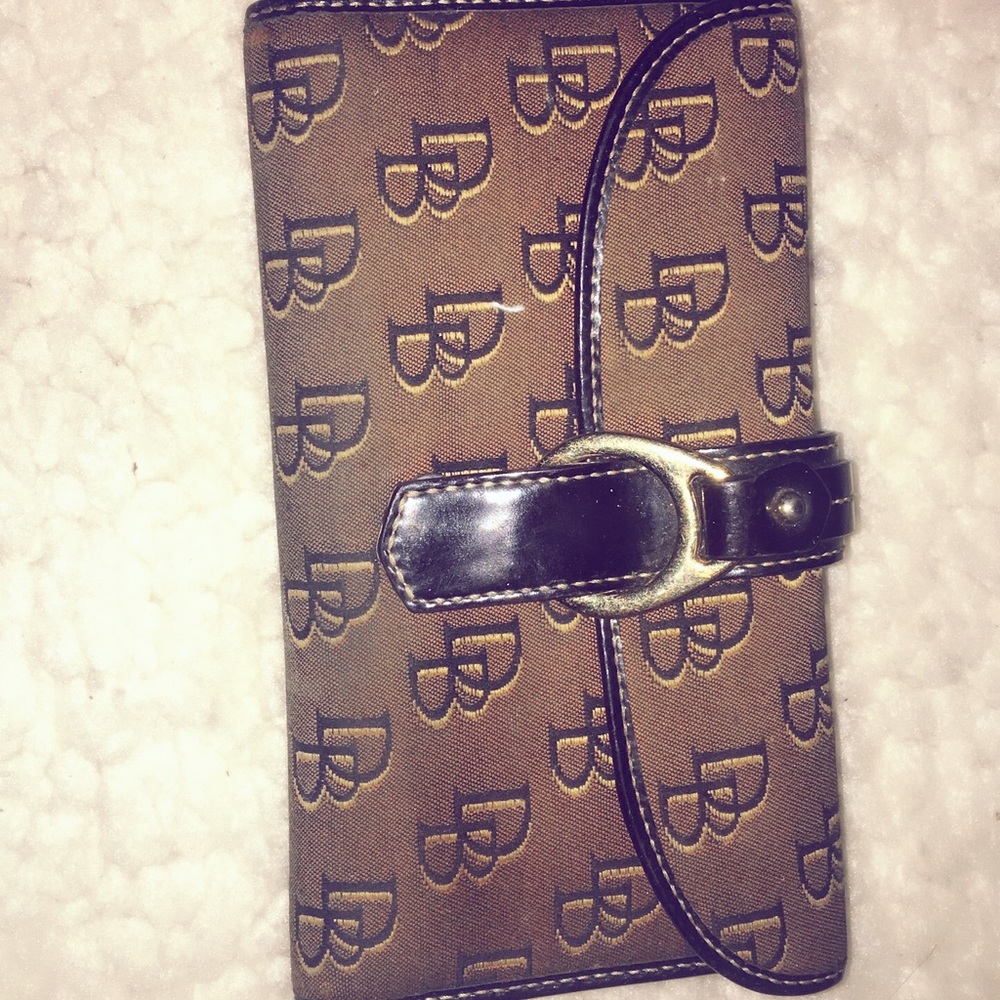 Dooney & Bourke Wallet