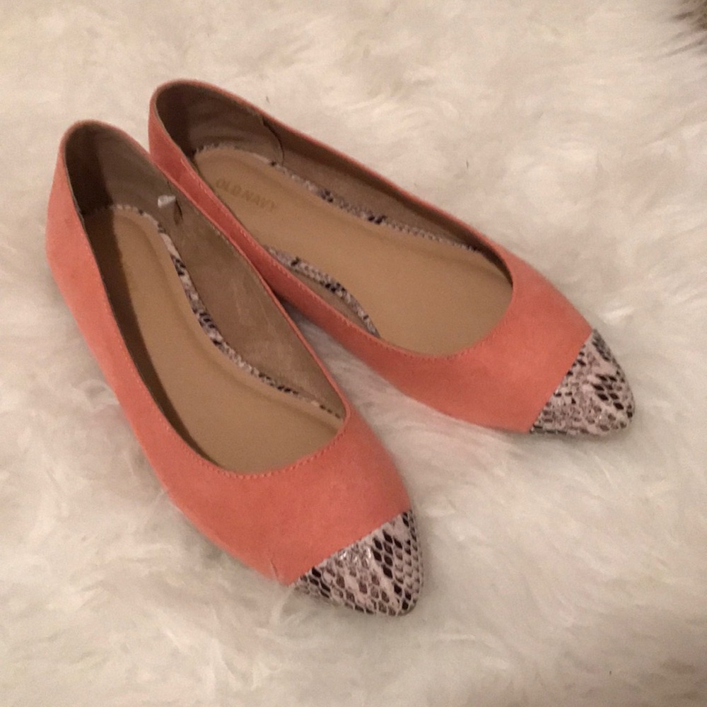Old Navy Pink and Snakeskin Flats NWOT