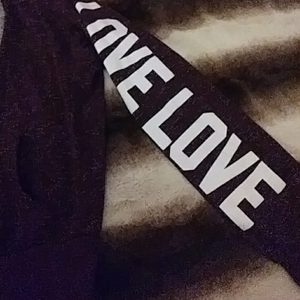 Zip up - Picture 2 of 3
