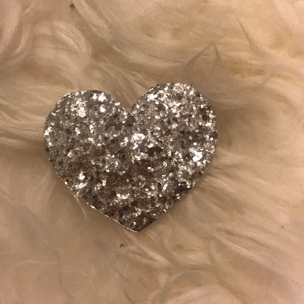 Silver large heart hair clip