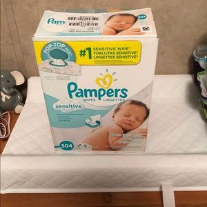 Pampers wipes