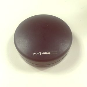 Mac "Dark Golden" Mineralized Skin Finished