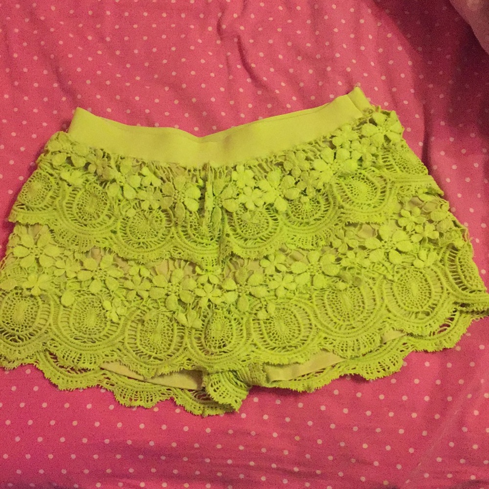 Cute Umgee Lace Shorts