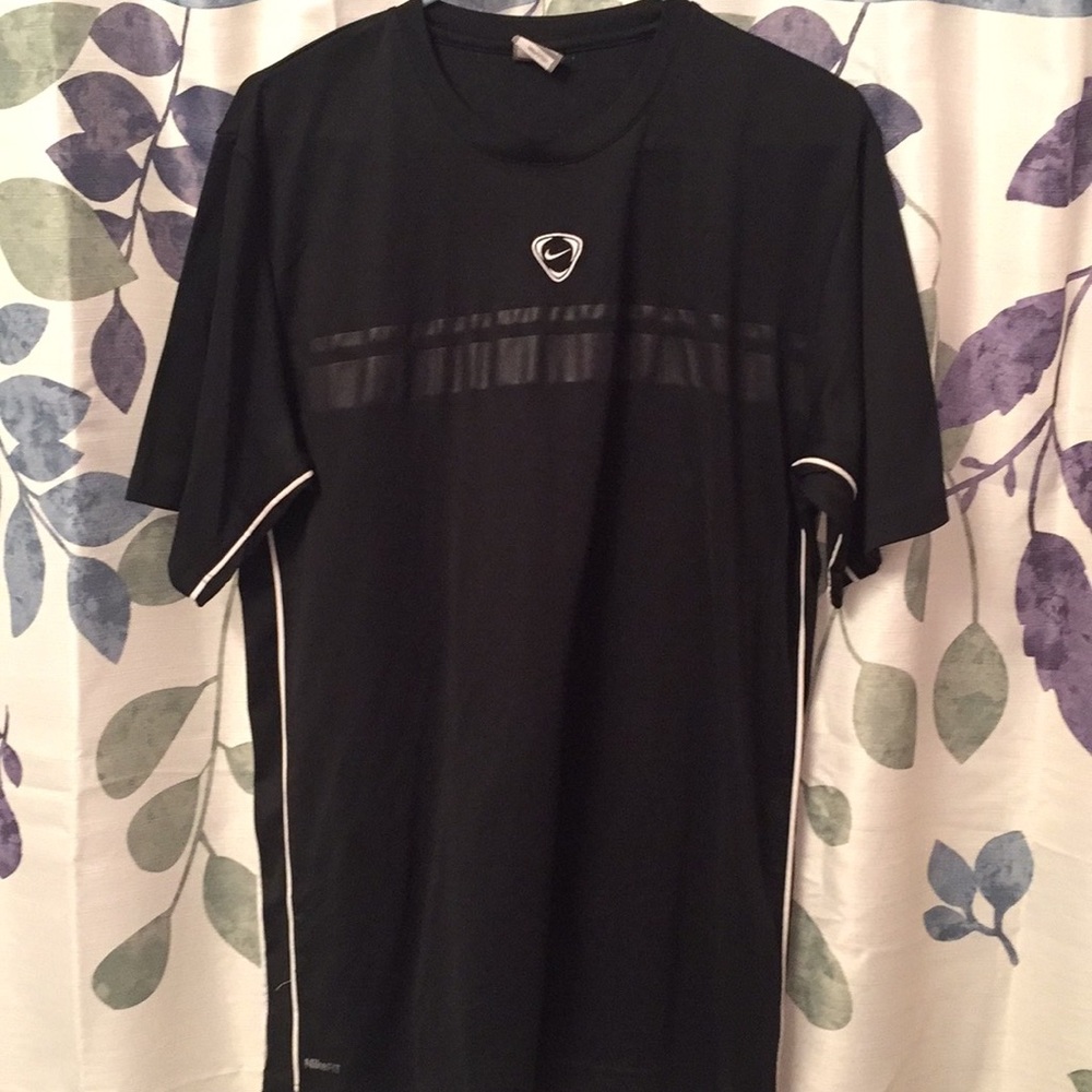 Black Nike Fit Dry.
