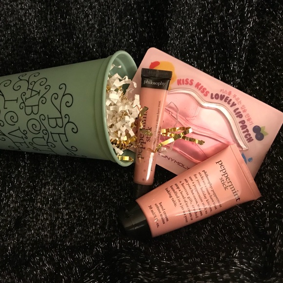 💝Lips & Hands Hydration Gift Set💝 - Picture 3 of 7