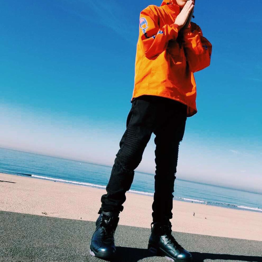 Meet your Posher, Louis