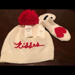 Kids knit hat and mittens set