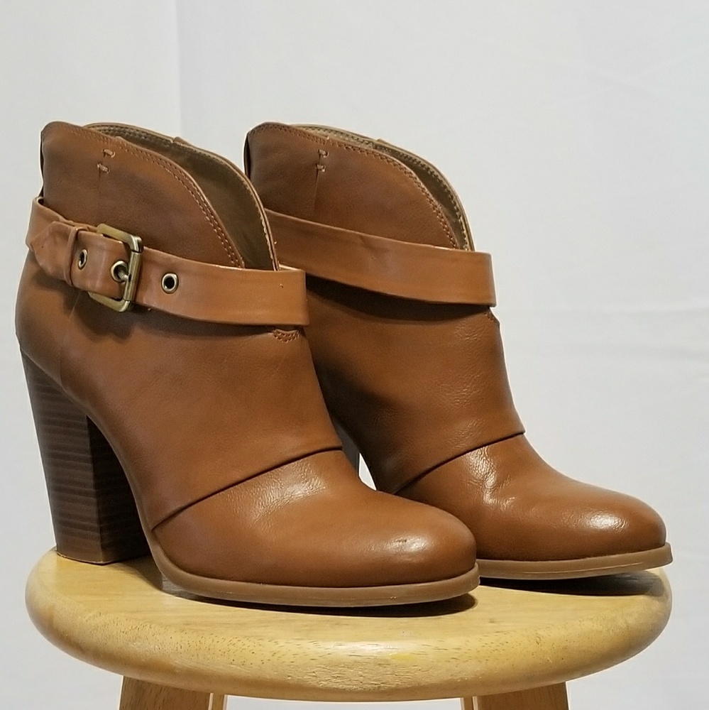 Ankle boots ❤❣❣PRICED TO SELL❣❣❤